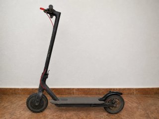 Patinete Eléctrico Negro