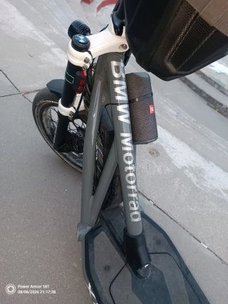 Patinete Eléctrico BMW X2City