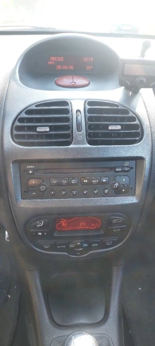 Peugeot 206 2005 etiqueta C