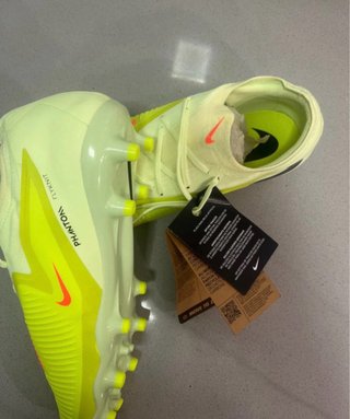 Botas de fútbol Nike Phantom