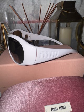 Gafas de sol Miu Miu MU B14SU Blancas