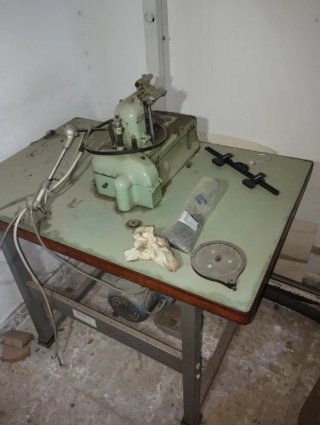 Máquina de coser Refrey industrial