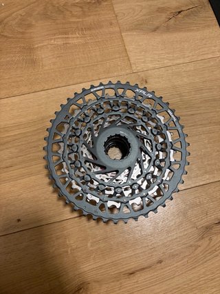 Cassette SRAM Rival XPLR E1 13v 10-46T