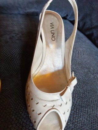 Zapatos destalonados troquelado  blanco/marfil
