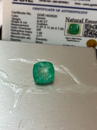 Esmeralda Colombiana 9.40 Ct Cushion
