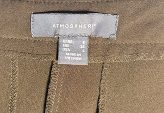 Pantalón caqui tailoring talla 36 sin estrenar