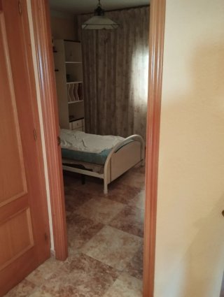 Puertas 7  completas de madera con cristal URGE