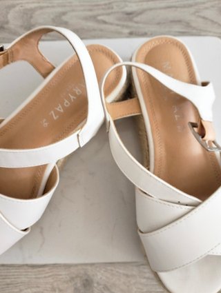 Sandalias Alpargatas blancas con tiras