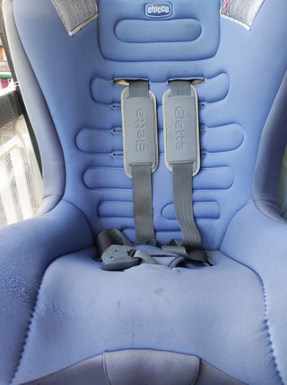 Silla de coche Chicco Eletta regalada