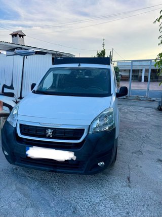 Peugeot Partner Long Combi 2018