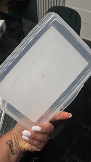 Contenitore per alimenti in plastica
