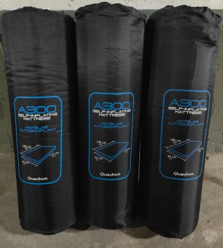 Colchoneta autoinflable Quechua A300