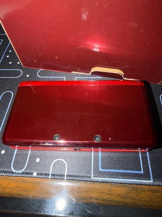 Nintendo 3DS Roja con Caja