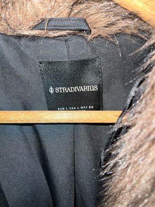 Cazadora de pelo marrón