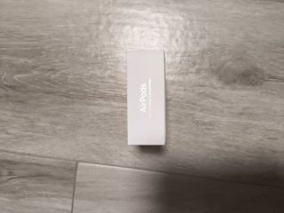Airpods 4 con cancelación de ruido activa