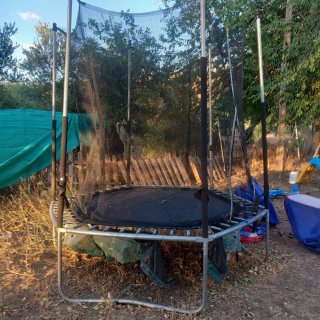 Cama elástica redonda para jardín