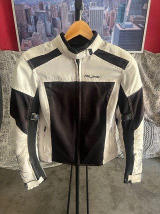 Cascos chaquetas botas y guantes de moto mujer xs