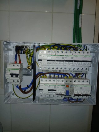 Electricista profesional autorizado