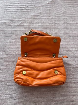 Bolso acolchado cadena naranja