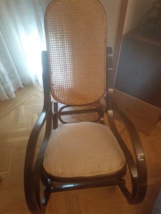 2 Mecedoras restauradas