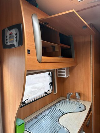 Autocaravana Challenger Genesis 43 Ford 2.2 TFCi