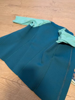 Camiseta neopreno niño manga + manguitos