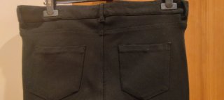 Pantalón negro pitillo algodón