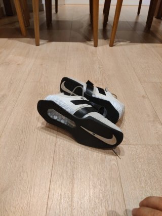 Zapatillas Nike Halterofilia Talla 43
