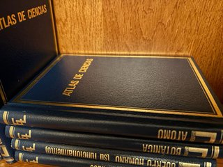 Atlas de Letras y Atlas de Ciencias