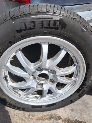 Llantas sin neumático Toyota Prius Plus