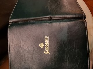 Portamenús multi carta piel sintética Codorniu