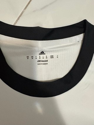 Lote Adidas: Botines, Camiseta y Medias