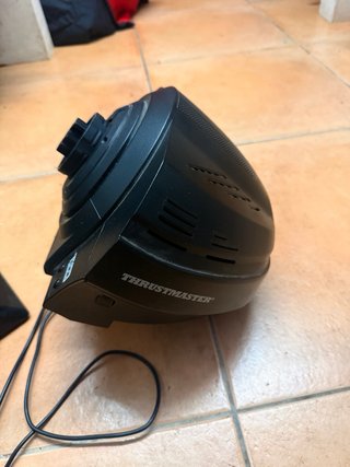 Volante Thrustmaster T300