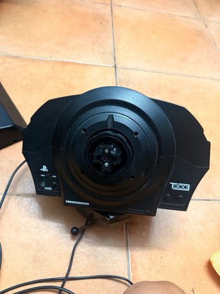 Volante Thrustmaster T300