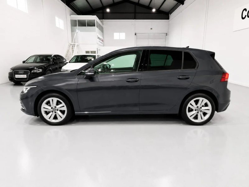 Volkswagen Golf 2022, foto 5