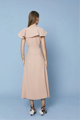 Vestido COOSY Crepe Rosa
