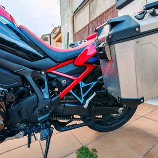 Honda Africa Twin Adventure Negra/Roja