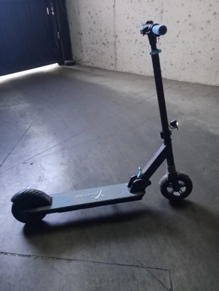 Patinete Eléctrico Lancia Ypsilon