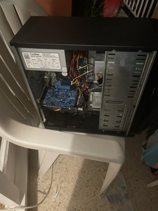 PC Torre Negra y Plateada
