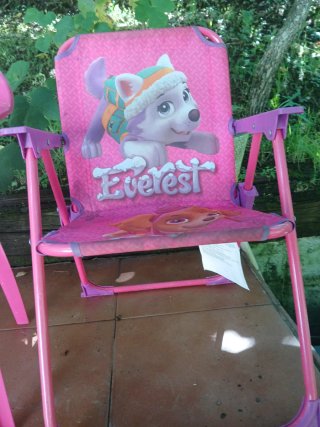 Pupitre infantil con pizarra y asiento