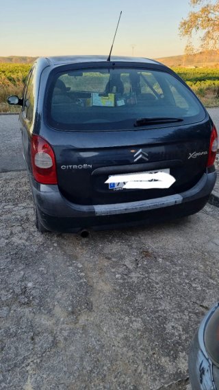 Citroën Xsara Picasso azul marino