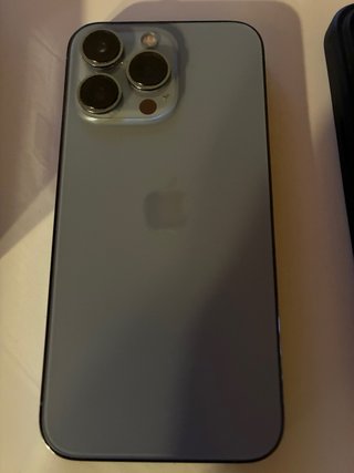 iPhone 13 Pro Apple