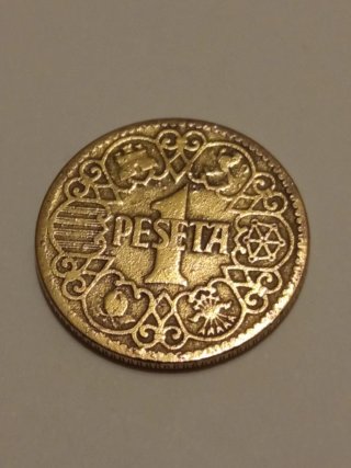 3 monedas de 1 Peseta española, acuñada en 1944.