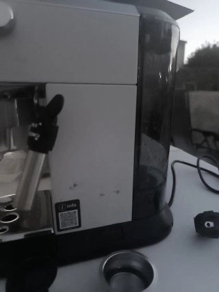 Cafetera De'Longhi Dedica Blanca
