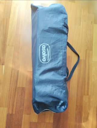 Cuna de viaje azul marca Asalvo