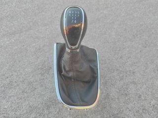 Pomo con fuelle opel astra j 2010