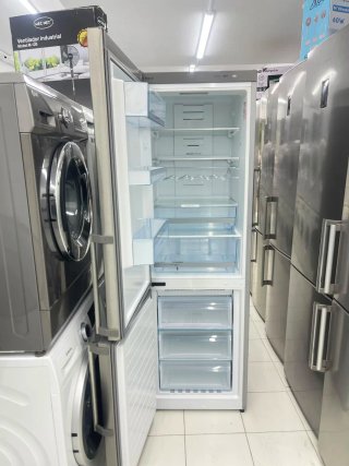 Nevera marca Bosch con garantía Transporte