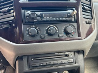 Mitsubishi Montero 2003