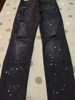 Pantalón vaquero Bershka T40 negro salpicado