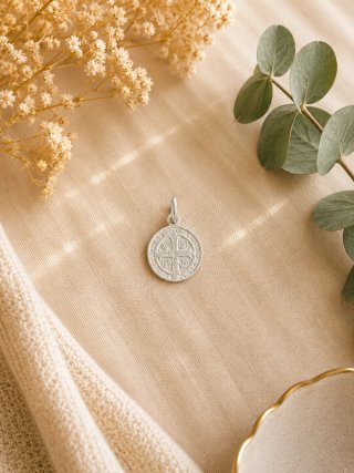 Colgante Medalla San Benito Plata 925